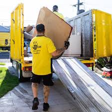 Best Retail Junk Removal  in Mccook, NE
